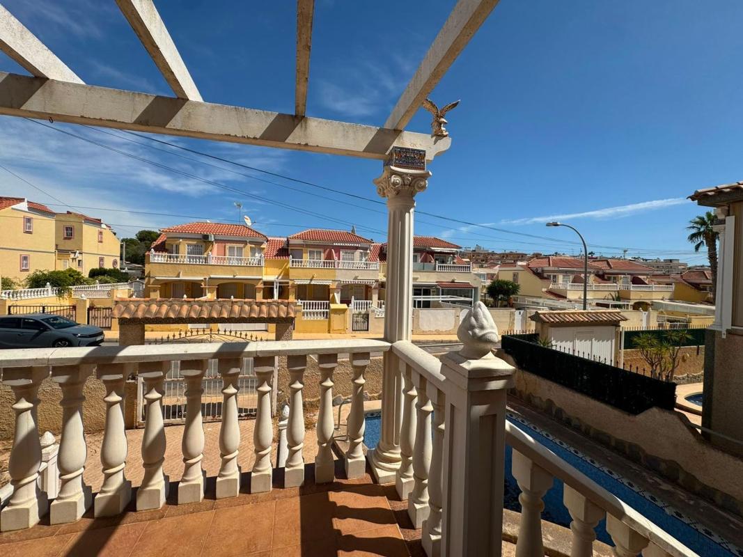 Properties for sale and rent in Spain photo 5