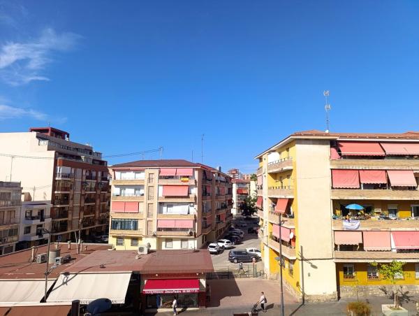 Sale of flat in Piso en Calle de Tomàs Ortuño, 80, Centro Urbano, Benidorm, Benidorm
photo 1