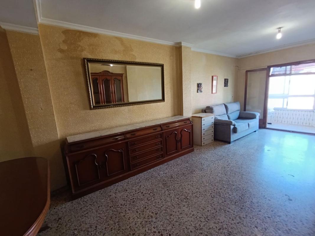Venta de piso en Piso en Calle de Tomàs Ortuño, 80, Centro Urbano, Benidorm, Benidorm
 photo 5