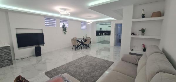 Chalet adosado en Calle Benejúzar, Playa de los Náufragos, Torrevieja photo 1