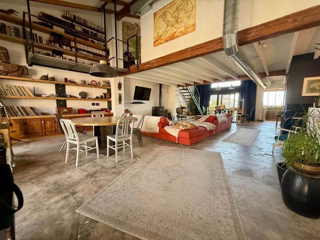 Properties for sale and rent in Spain photo 3