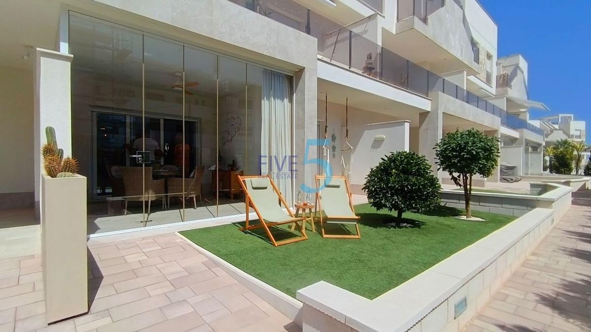 Sale of apartment in Piso en Urbanizaciones, Guardamar del Segura, Guardamar del Segura
photo 2