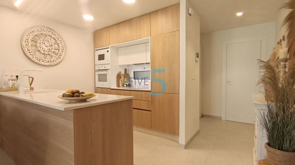 Sale of flat in Piso en Urbanizaciones, Guardamar del Segura, Guardamar del Segura
thumbnail 3