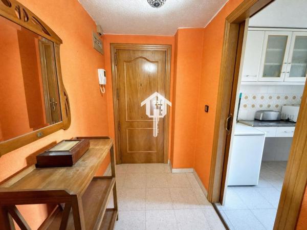 Venta de piso en Piso en Calle Metge Pedro Herrero, Alipark, Alicante / Alacant, Alicante / Alacant
 photo 3