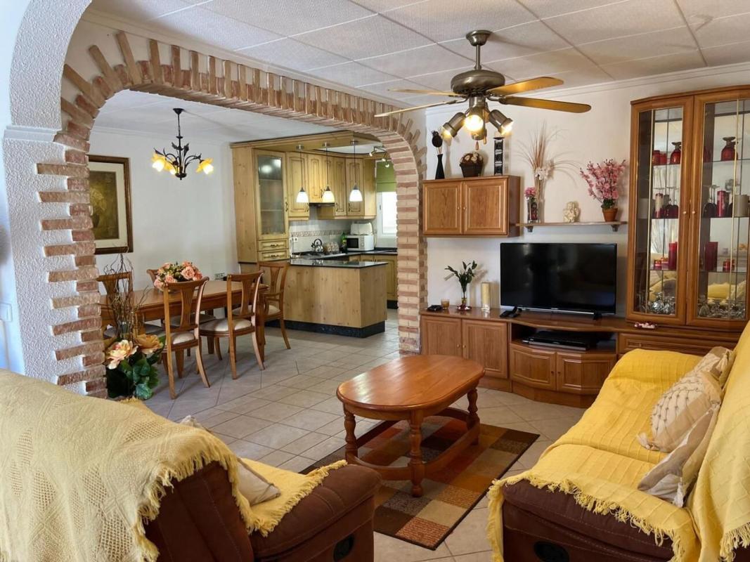 Venta de chalet independiente en Casa o chalet en La Siesta - El Salado - Torreta, Torrevieja, Torrevieja
photo 3
