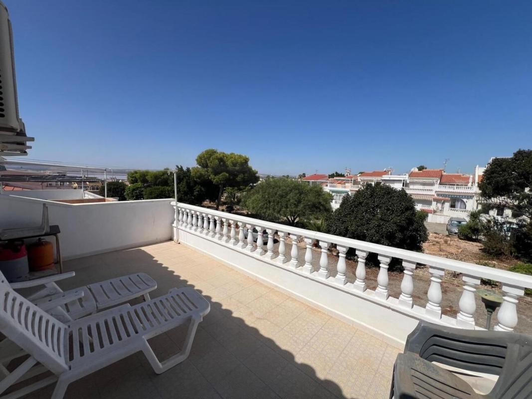 Venta de chalet independiente en Casa o chalet en La Siesta - El Salado - Torreta, Torrevieja, Torrevieja
photo 5