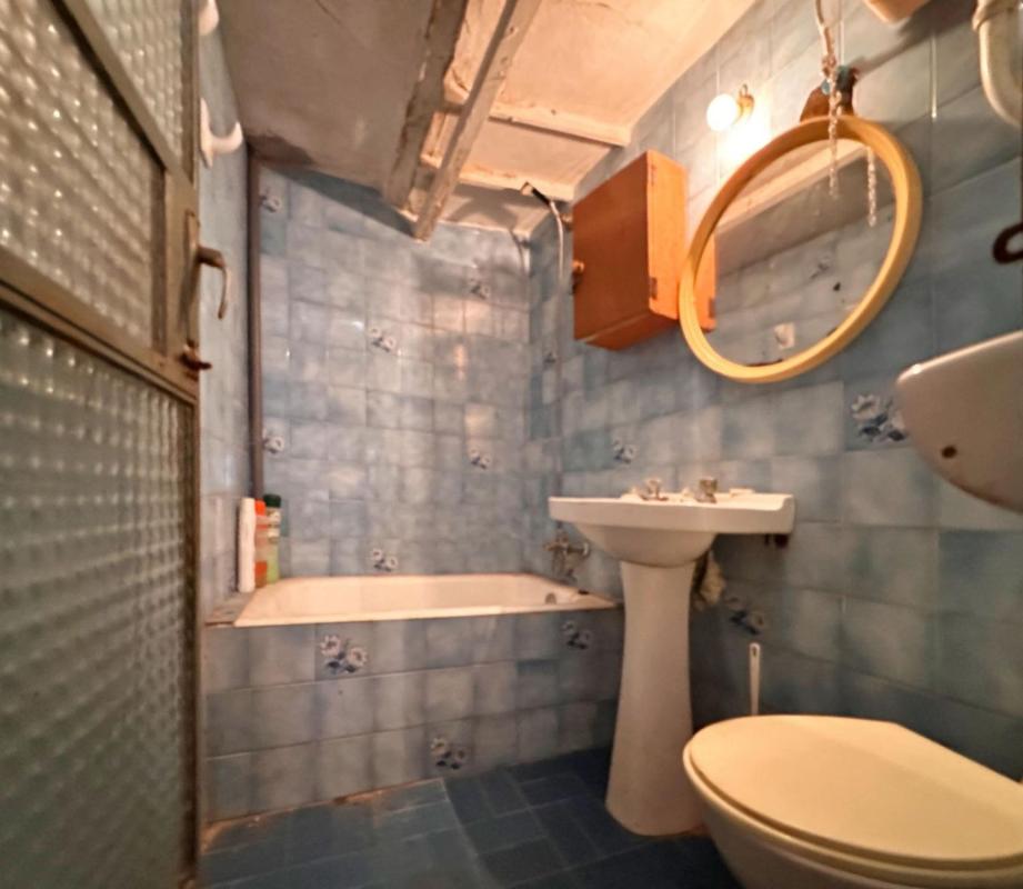 Properties for sale and rent in Spain photo 5