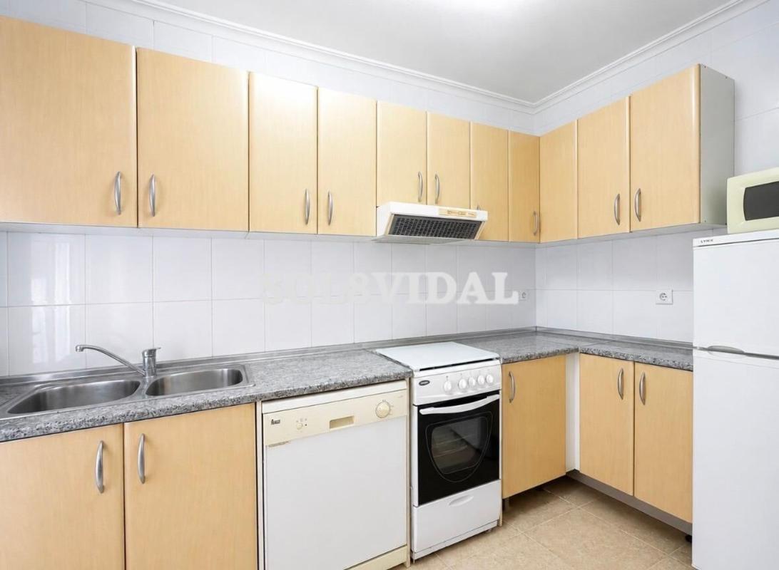Недвижимость на продажу и в аренду в Испании photo 4