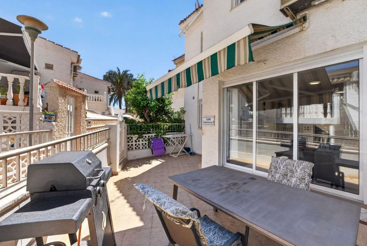 Venta de piso en Piso en Calle Salamanca s/n, Cabo Cervera, Torrevieja, Torrevieja
 photo 2