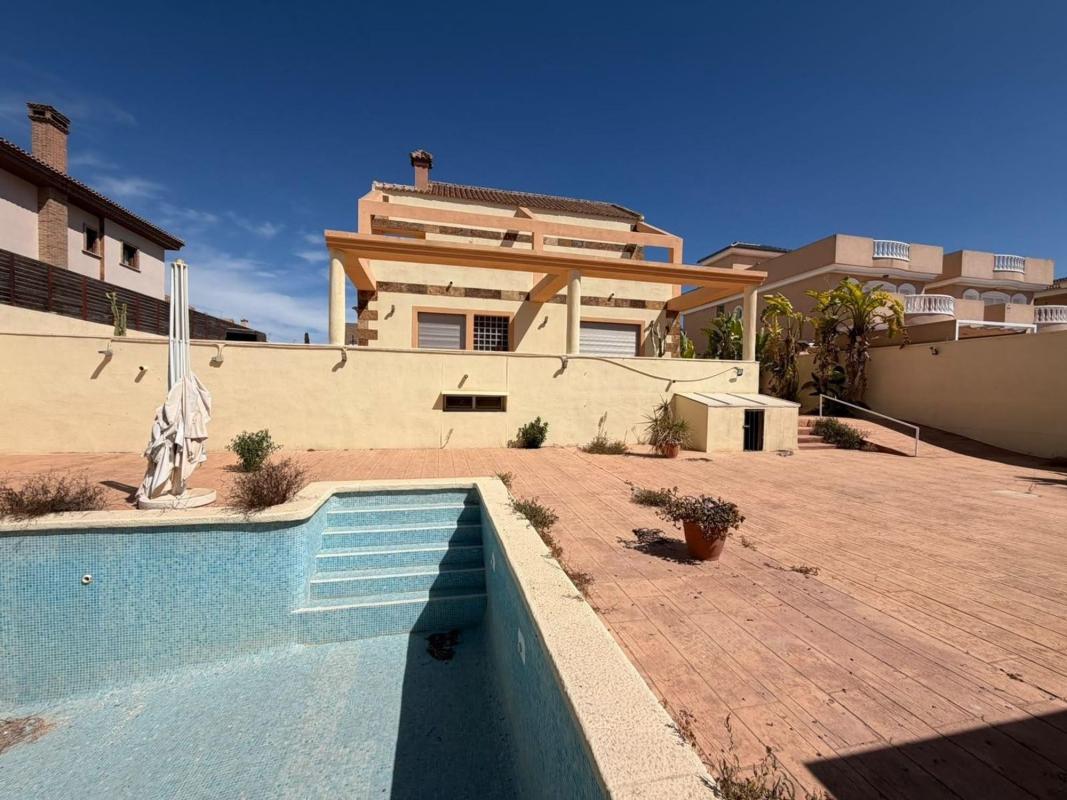 Propiedades en venta y alquiler en España photo 5