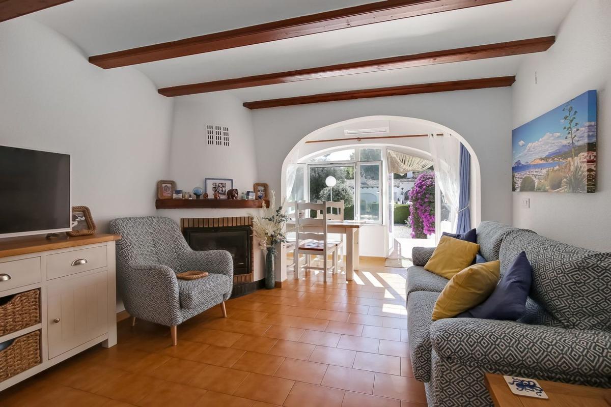 Properties for sale and rent in Spain photo 4