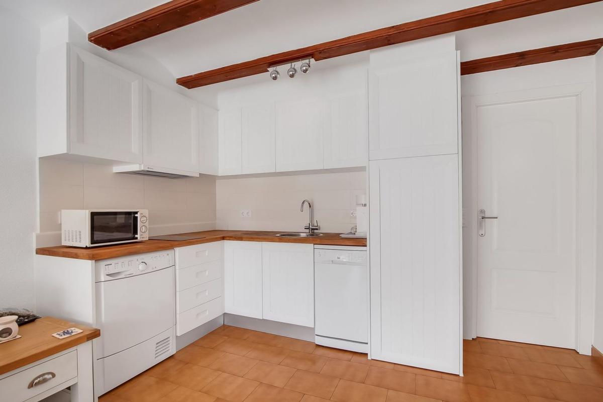 Properties for sale and rent in Spain photo 5