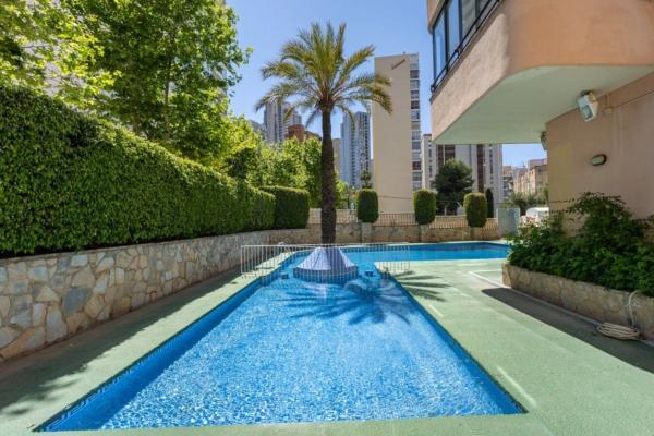 Sprzedaż mieszkania w Piso en Avenida de Montecarlo, Zona Sierra Helada, Benidorm, Benidorm
photo 1