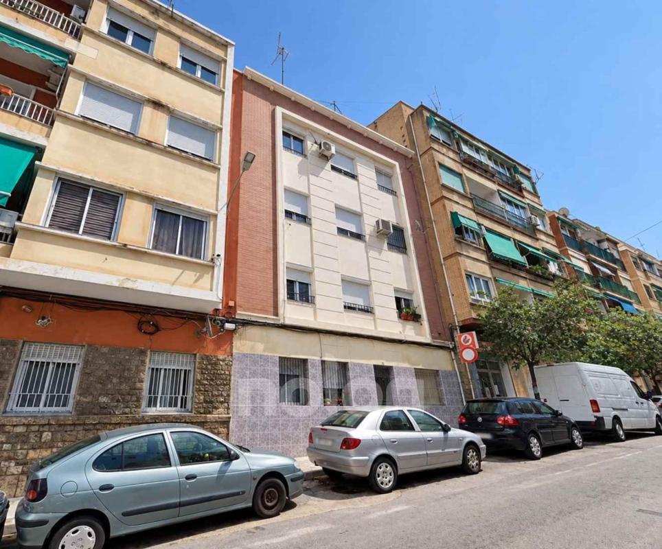 Sprzedaż mieszkania w Piso en Calle Nou D'Octubre, Carolinas Bajas, Alicante / Alacant, Alicante / Alacant
 photo 4