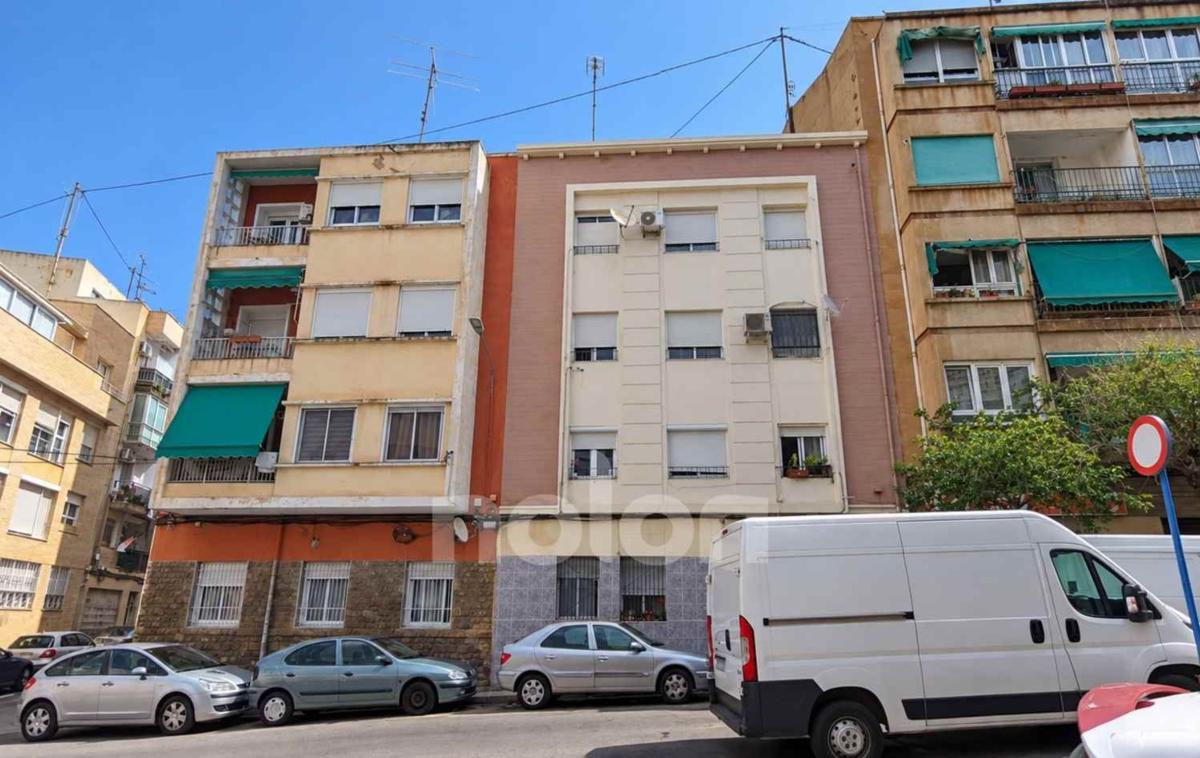 Sprzedaż mieszkania w Piso en Calle Nou D'Octubre, Carolinas Bajas, Alicante / Alacant, Alicante / Alacant
 photo 5