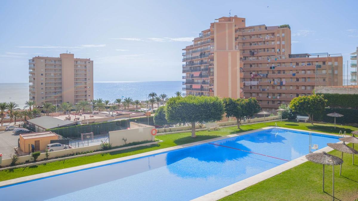 Venta de piso en Piso en Avenida San Bartolome Tir, 44, Arenales del Sol, Elche / Elx, Elche / Elx
 photo 4