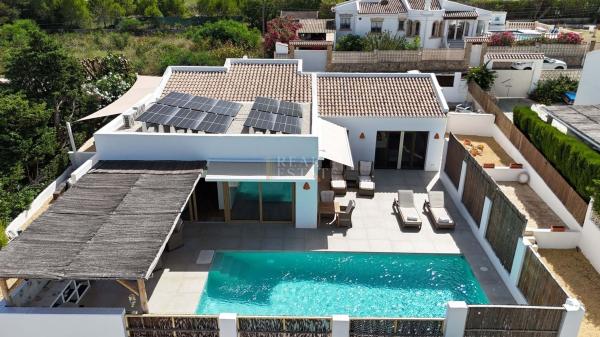 Chalet independiente en venta en Casa o chalet en Pinomar - Pinosol, Jávea/Xàbia, Jávea/Xàbia
 photo 1