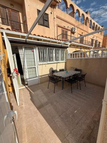 Casa o chalet independiente en Calle Miguel Ángel, La Siesta - El Salado - Torreta, Torrevieja photo 1