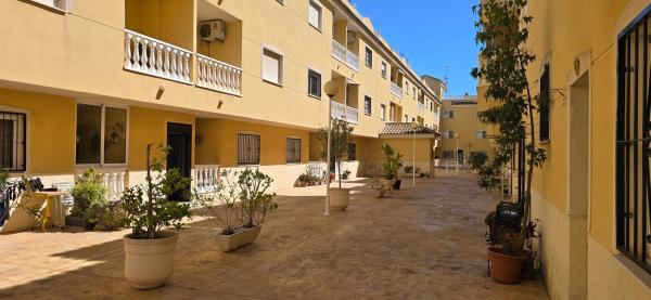 Venta de piso en Piso en Avenida Reina Sofia, 4, Formentera del Segura, Formentera del Segura
 photo 1