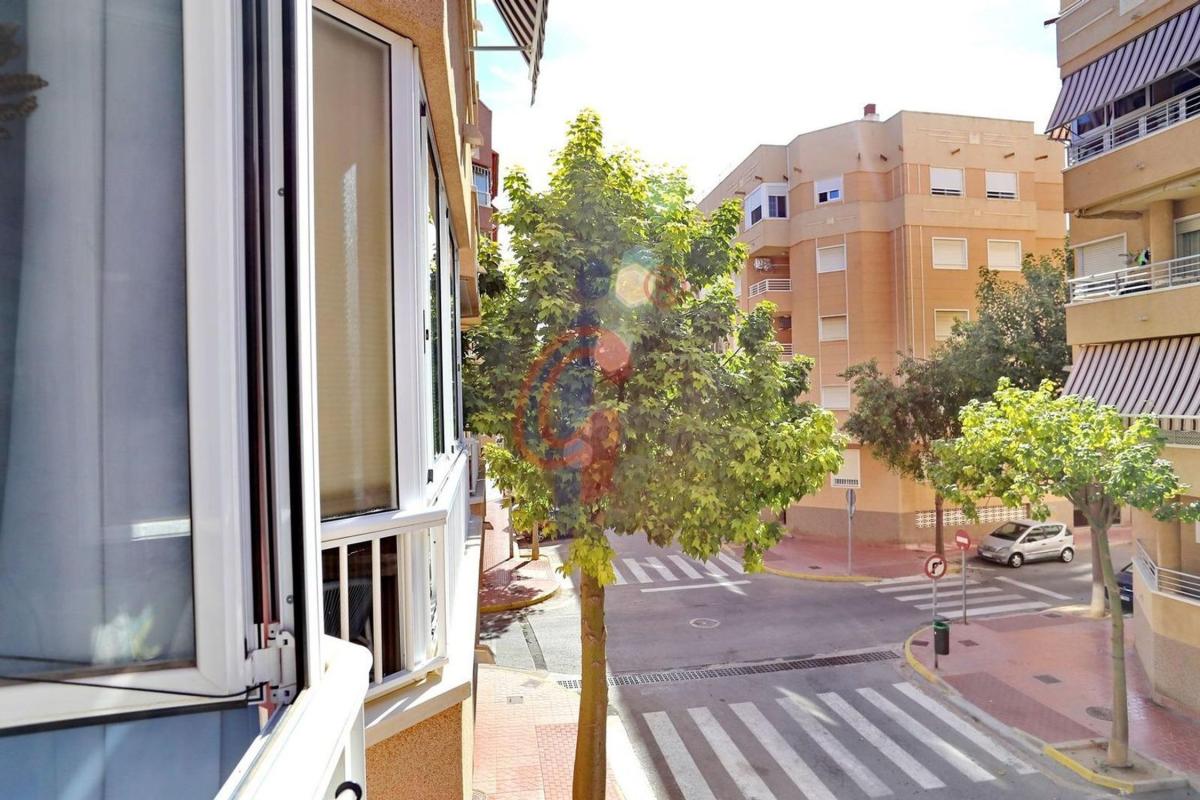 Sale of apartment in Piso en Calle Dolores Viudes Blasco, 7, Las Viñas, Guardamar del Segura, Guardamar del Segura
 photo 2