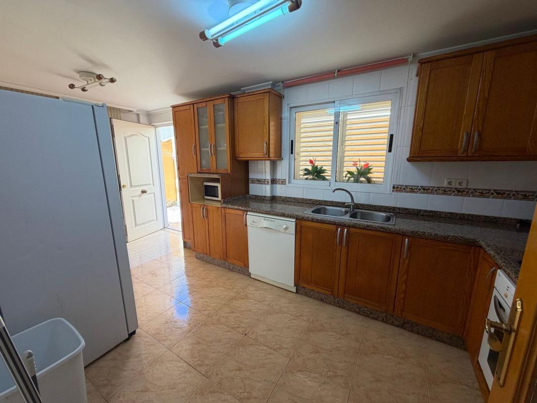 Недвижимость на продажу и в аренду в Испании photo 4
