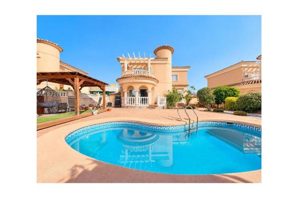 Chalet independiente en venta en Casa o chalet en San Fulgencio, San Fulgencio
photo 1