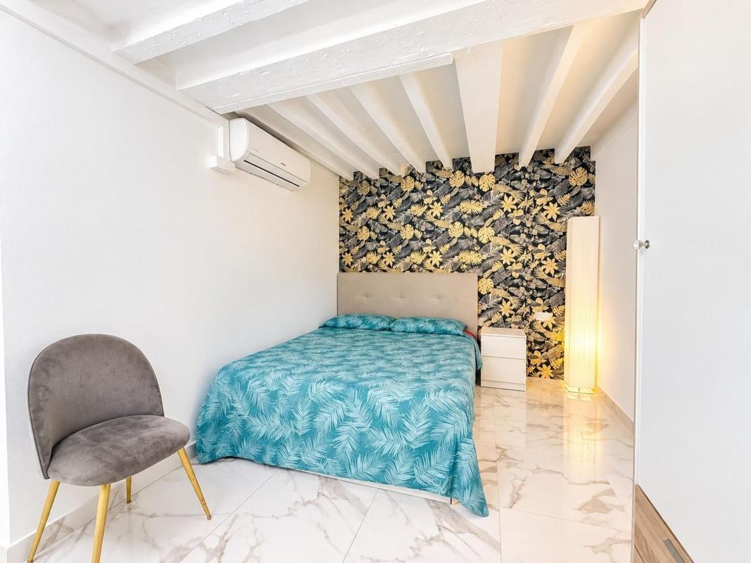Venta de piso en Piso en Calle Maldonado, Casco Histórico-Santa Cruz, Alicante / Alacant, Alicante / Alacant
photo 5