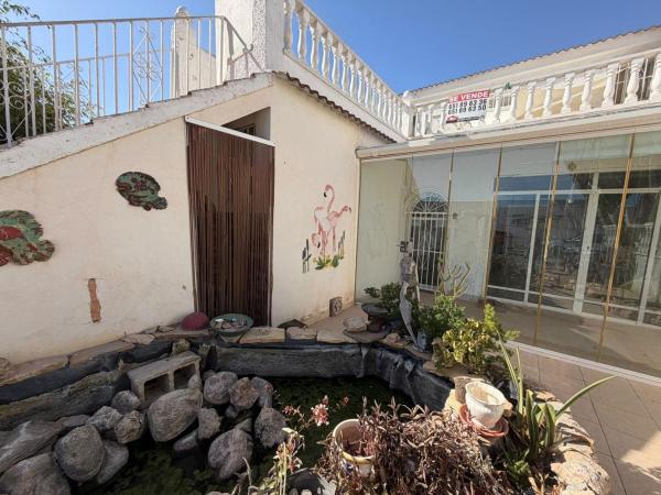 Casa o chalet independiente en Calle de las Dalias, 510, La Siesta - El Salado - Torreta, Torrevieja thumbnail 2