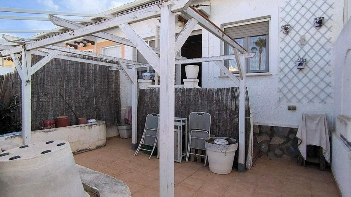 Properties for sale and rent in Spain photo 2