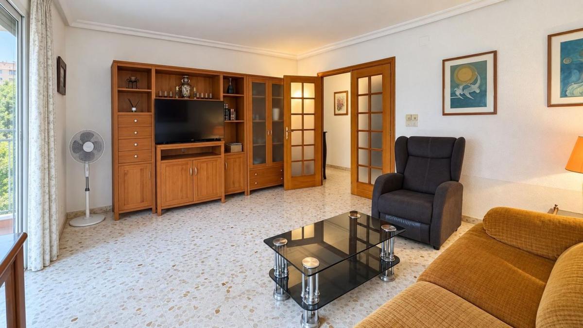 Продажа квартиры на Piso en Plaza de la Constitución, Centro, San Juan de Alicante, Сан-Хуан-де-Аликанте
photo 4