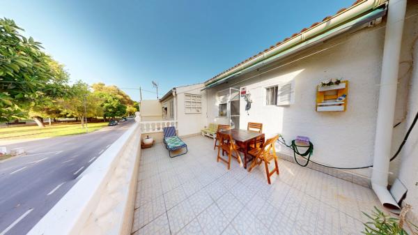 Chalet adosado en Calle Goleta Maria, 6, Playa de los Náufragos, Torrevieja photo 3