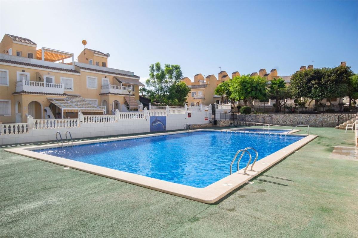 Properties for sale and rent in Spain photo 2