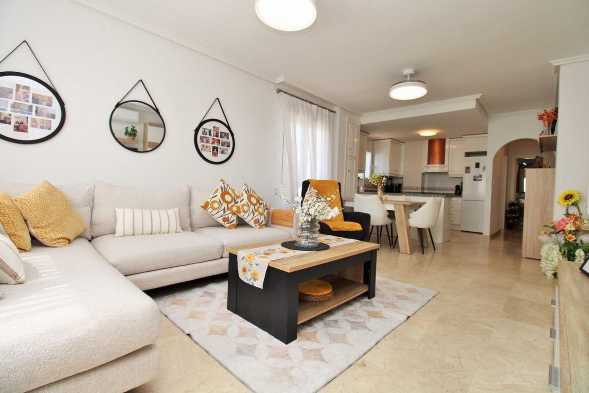 Sprzedaż mieszkania w Piso en Avenida de las Brisas, Villamartín, Orihuela, Orihuela
photo 4