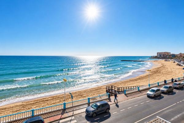 Venta de piso en Piso en Playa de los Locos, Torrevieja, Torrevieja
thumbnail 3