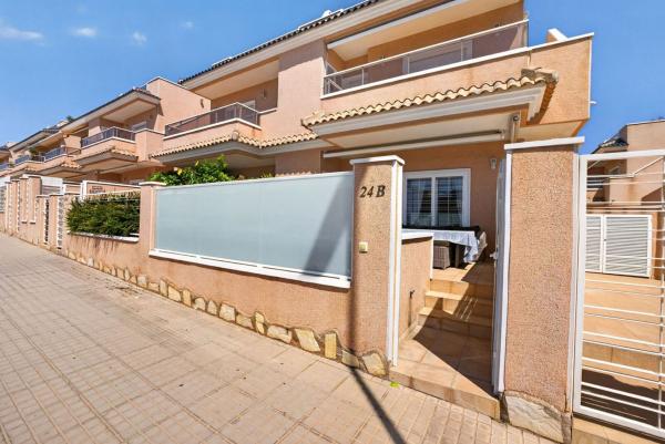 Sprzedaż mieszkania w Piso en Calle Ribeiro, Los Balcones - Los Altos del Edén, Torrevieja, Torrevieja
 photo 2