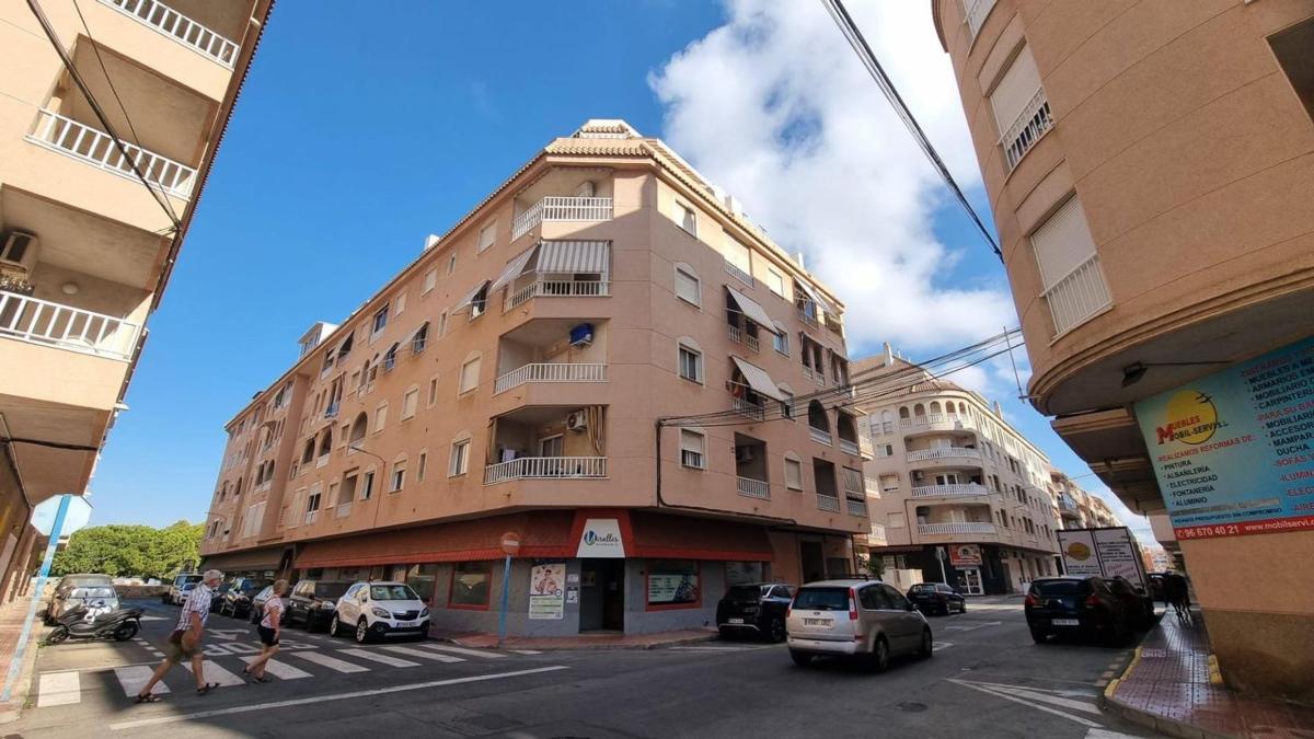 Продажа квартиры на Piso en Playa de los Náufragos, Torrevieja, Торревьеха
photo 1