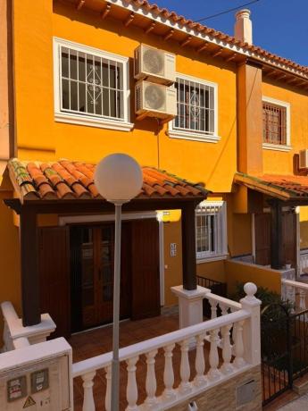 Casa o chalet independiente en Miramar - Torre del Moro, Torrevieja photo 1