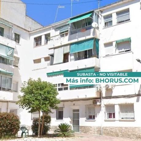 Продажа квартиры на Piso en Plaza Prelado D. Antonio Bayona, Pueblo Poniente, Benidorm, Бенидорм
thumbnail 2