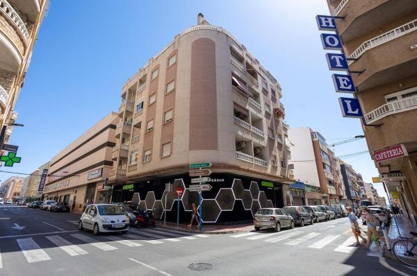 Продажа квартиры на Piso en Calle Zoa, Las Piscinas Naturales, Torrevieja, Торревьеха
 photo 1