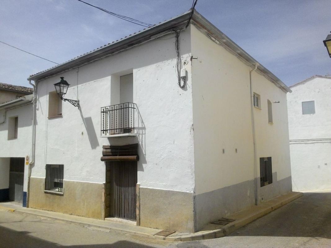 Venta de chalet independiente en Casa o chalet en Calle Sant Josep, Beniarrés, Beniarrés
photo 1