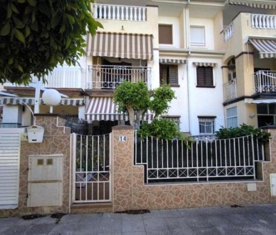 Chalet wolnostojący na sprzedaż w  Casa o chalet en Avenida Zaragoza, Gran Playa, Santa Pola, Santa Pola photo 1