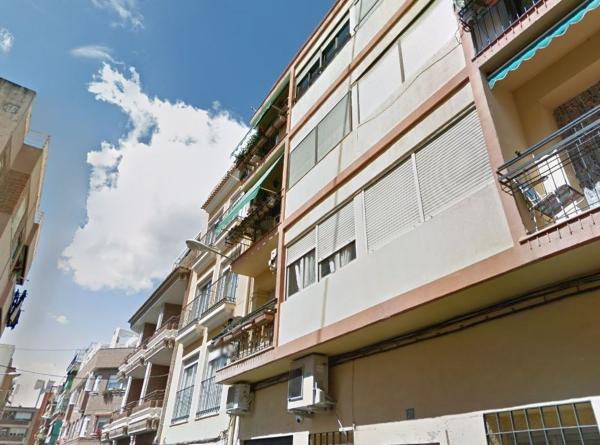Chalet independiente en venta en Casa o chalet en Calle Cánovas del Castillo, Carolinas Altas, Alicante / Alacant, Alicante / Alacant
 photo 2