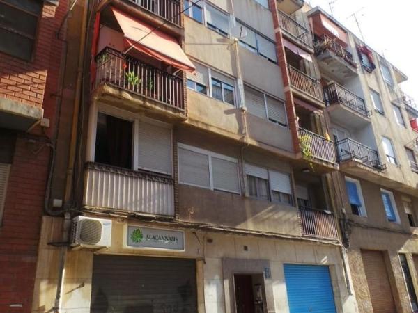 Chalet independiente en venta en Casa o chalet en Calle D'Antonio Trueba, Carolinas Bajas, Alicante / Alacant, Alicante / Alacant
 photo 1