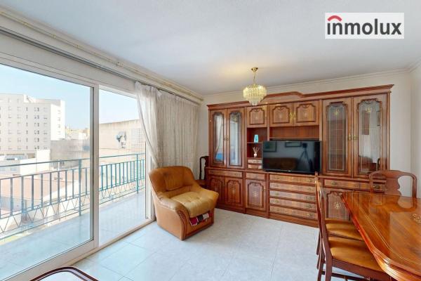 Продажа квартиры на Piso en Calle Aaiun, Altozano, Alicante / Alacant, Аликанте / Алакант
 photo 1
