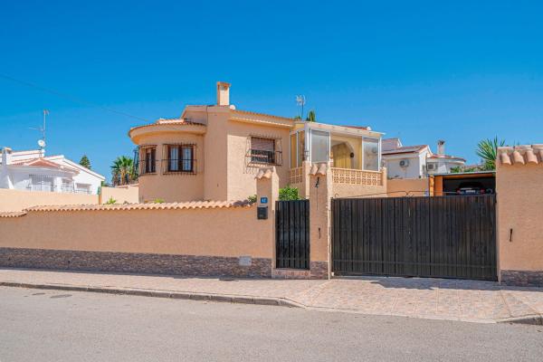 Casa o chalet independiente en Calle Picasso, 42, Centro de la Ciudad Quesada, Rojales photo 1