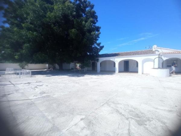 Chalet wolnostojący na sprzedaż w Casa o chalet en Calle de la Gralla, Les Bovetes-La Felicidad, Denia, Dénia thumbnail 2