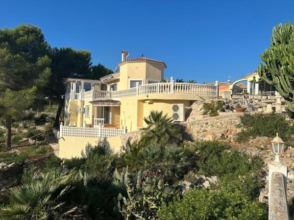 Chalet wolnostojący na sprzedaż w Casa o chalet en Calle Eurídice, La Pedrera-Vessanes, Denia, Dénia photo 1
