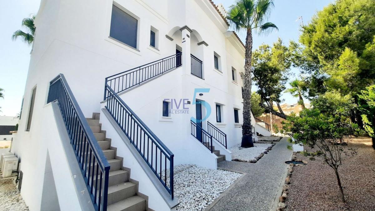 Sprzedaż mieszkania w Piso en Villamartín, Orihuela, Orihuela
photo 3