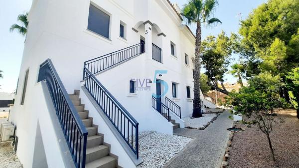 Sprzedaż mieszkania w Piso en Villamartín, Orihuela, Orihuela
thumbnail 3