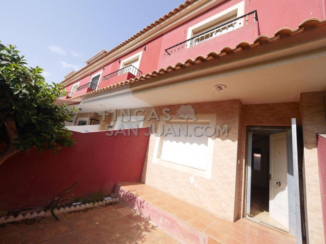 Propiedades en venta y alquiler en España photo 2